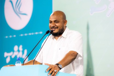 ޝުޖާއު އެމްޑީޕީއަށް: މުޒާހަރާކޮށްގެން މަޝްރޫއުތައް ހުއްޓުވާނަމަ ގާނޫނީ ފިޔަވަޅު އަޅާނަން