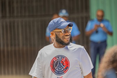 އުރީދޫގެ ދައުވަތަކަށް ޕީއެސްޖީ ލެޖެންޑް ޖޭޖޭ އޮކޯޗާ ރާއްޖެއަށް