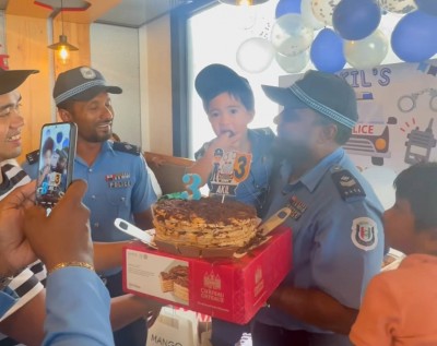 ޕިލިޕީންސް ކުއްޖެއްގެ ތިންވަނަ އުފަންދުވަސް ފާހަގަކުރުމުގައި ދިވެހި ފުލުހުން ބައިވެރިވެއްޖެ