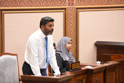 ފަށާފައި ހުރި މަޝްރޫއުތަކުގެ އަގު 2 އަހަރުގެ ބަޖެޓަށްވުރެ ބޮޑު: މިނިސްޓަރު