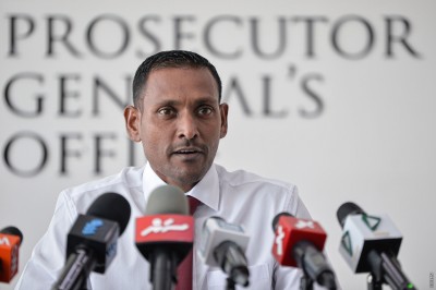 އައިކޮމްއިން ރައީސް އޮފީހާ ދެކޮޅަށް ހުށަހެޅި މައްސަލަ ތަހުގީގުކުރަން ފުލުހުންނަށް ފޮނުވައިފި