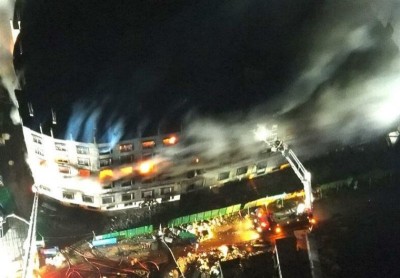 ބަންގްލަދޭޝްގެ މުޒާހަރާތަކުގައި 90 އަށްވުރެގިނަ މީހުން މަރުވެ އެތައް ކާރުޚާނާ އެއް އަންދާލައިފި