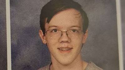 ޓްރަމްޕަށް ހަމަލާދިނުމުގެ ކުރިން ކްރޫކްސް ވަނީ ކެނެޑީ އަވަހާރަކޮށްލި ގޮތް ގޫގްލުކޮށްފައި