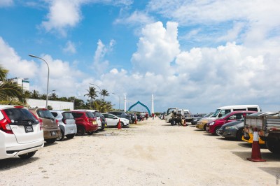 މާލެ ސަރަހައްދުގެ މަގުތަކުގައި ރަޖިސްޓްރީ ނުކުރާ 1000 އަށްވުރެ ގިނަ ވެހިކަލް