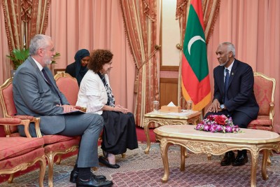 މަހުން ނަގާ ޑިއުޓީ ކުޑަކުރުމަށް އީޔޫގެ ސަފީރާ މަޝްވަރާކުރައްވައިފި