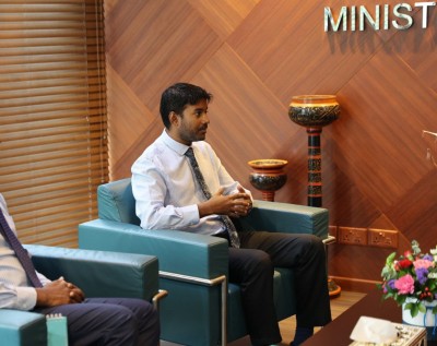 އަމާޒަކީ އެންމެ ގިނައިން ފަތުރުވެރިން އަންނަ ތިން ގައުމުގެ ތެރޭ އިންޑިއާ ހިމެނުން: ޝިއުރީ