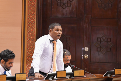 ގޯތިތަކުގެ މައްސަލައިގައި އައްބާސް ގޮވާލެއްވީ އޭސީސީގެ ހުރިހާ މެންބަރުން ބޭރުކުރަން