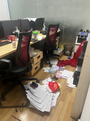 އިނާ މޯލްޑިވްސް ހިމެނޭހެން ރޭ މާލޭގެ ތިން އޮފީހެއް ފަޅާލައިފި