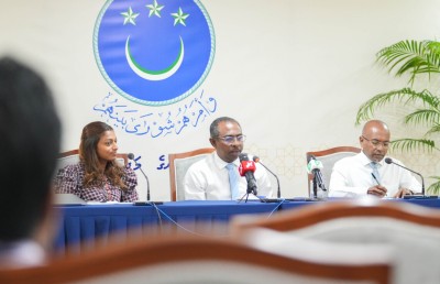 އާބަން ޑިވެލޮޕްމަންޓް ބިލާމެދު ޑިމޮކްރެޓްސް؛ މިއީ ލާމަރުކަޒީ ނިޒާމަށް "ހިޔަނި އެޅޭ" ބިލެއް