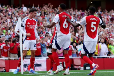 އާސެނަލް އިން ވުލްވްސް ބަލިކޮށްފި