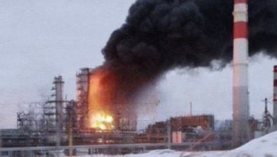 ރަޝިއާގެ ތެލުގެ މަރުކަޒުތަކަކަށް ޔޫކްރެއިންގެ ވަރުގަދަ ހަމަލާތަކެއް