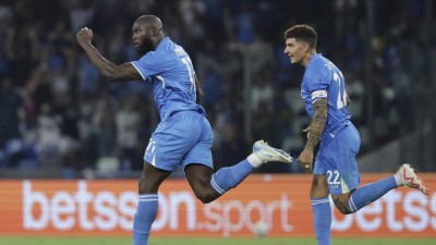 ލުކާކޫ ފުރަތަމަ މެޗުގައި ފުރަތަމަ ލަނޑު؛ ފަހު ނޭވާގައި ޕާމާ ބަލިކޮށްފި