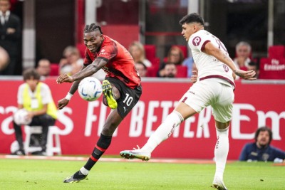 ޓޮރީނޯއިން މިލާން މޮޅުވިޔަނުދީ ހިފަހައްޓާލައިފި