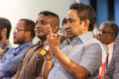 ޔާމީންގެ ހިސާބެއް: ''ބަންކަރިންއިން ލިބޭނީ ބާ ދަގަނޑު''