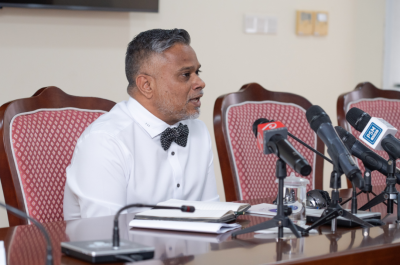 ޕީޖީ ކަމަށް އައްބާސް އައްޔަންކުރަން މަޖިލީހުން ރުހުންދީފި