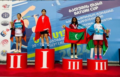 ބަޓޫމީ ކަޕުން ލައިބާއަށް ބްރޯންޒް އަދި ސިލްވާ މެޑަލް