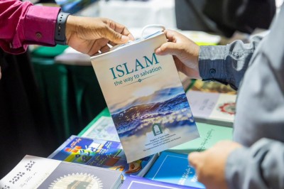 އިސްލާމީ ފޮތްތައް ތަރުޖަމާ ކުރަން ދެ މިލިއަން ރުފިޔާގެ މަޝްރޫއެއް