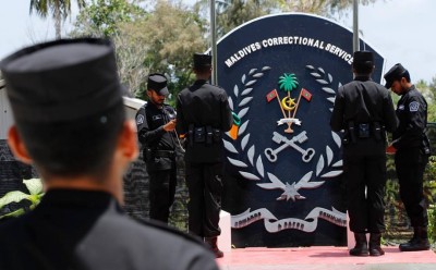 ކަރެކްޝަންސްގެ ސިވިލް މުވައްޒަފުންނަށް ހައުސިން އެލަވެންސް ނުލިބޭތީ ރައީސް އޮފީހަށް ޕެޓިޝަނެއް