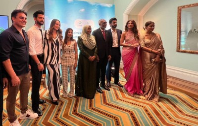 ރައީސް އިންޑިއާގެ ފިލްމީތަރިންނާ އެކު، ދައުވަތު ދެއްވީ ރާއްޖޭގައި ފިލްމުތައް ޝޫޓުކުރަން