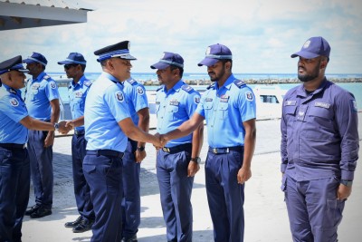 ސިޕީ އެދިވަޑައިގަތީ ރައްޔިތަކު ފުލުހެއް ކައިރިއަށް ކަމަކު އަތުވެއްޖެނަމަ މާޔޫސްނުކުރުމަށް