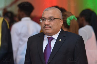 ޖިހާދުގެ މައްސަލަ ބަލައިނުގަންނަން ނިންމި ނިންމުން މުރާޖާކުރަން ހުށަހަޅައިފި