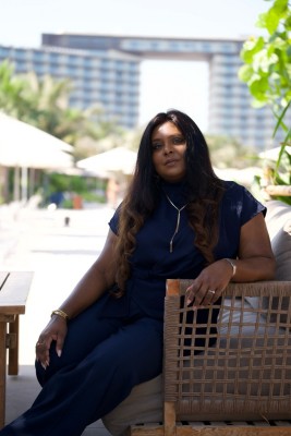 ރާއްޖެއަށް ފަޚުރެއް؛ ނީނާ، މެދުއިރުމަތީގެ ފަތުރުވެރިކަމުގެ ވަރުގަދަ ޝަހުސަކަށް