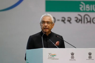 މޮރިޝަސްގެ އާންމު އިންތިޚާބު ނިމެންދެން ސޯޝަލް މީޑިއާ މަނާ