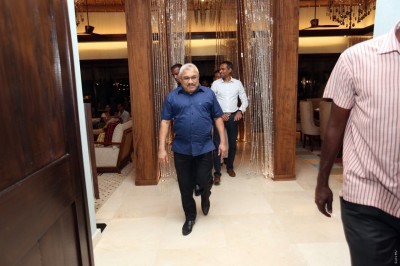 ޖިހާދުގެ އިސްތިއުނާފު ބޭރުކޮށްލަން ނިންމި ނިންމުން މުރާޖާކުރަން ހުށަހަޅަނީ