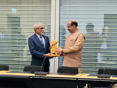 އިންޑިއާގެ ގާނޫނު ހަދާ މަޖިލީހުގެ ތިރިގޭގެ ރައީސާއި އަބްދުއްރަހީމް ބައްދަލު ކުރައްވައިފި