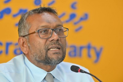 ފައްޔާޒަށް ތުހުމަތެއް: ޕޮލިސް ސްޓޭޝަންތައް ނުހަދައި، ހަދަނީ މާލޭގެ ގެއެއް