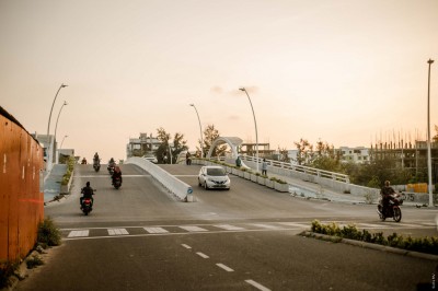 ހުޅުމާލެ ދެވަނަ ފިޔަވަހީގެ މަގުތައް އަނދިރިކޮށް އޮންނަނީ ކޭބަލްތައް ވަގަށް ނެގުމުން: ފަޒުލް