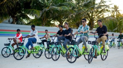 6 ރަށަކަށް ބީއެމްއެލްއިން 300 ބައިސްކަލު ހަދިޔާކޮށްފި