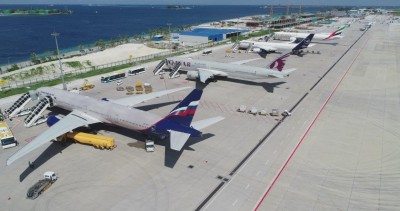 އެއާޕޯޓު ލަގެޖް އުފުލާ ވެހިކަލް ދުއްވަން އިން މީހަކު މަރުވެއްޖެ