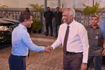 ދިވެހި މުޖުތަމައުގައި އޮތީ ބަލި ސިއްހީ ނިޒާމެއްކަން ދެކެން، ރައީސްގެ ސިޔާސަތު ތަނެއްނުދޭ: ނާޒިމް