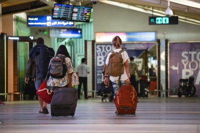 ފަތުުރުވެރިންނަށް ދެން ރާއްޖެއިން ފުރޭނީ ބޮޑު ޓެކުހާއި ފީ ދައްކާފައި