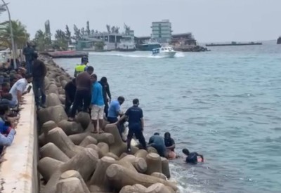 ދަރުމަވަންތަ ހޮސްޕިޓަލާ ދިމާ މޫދުން އަނިޔާވެފައި އޮތް މީހަކު ފެނިއްޖެ