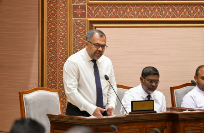 އެއްވެސް ރަށެއް އުންޏެއް ނުވާނެ؛ ތަރައްގީގެ ޕްރޮޖެކްޓްތައް ކުރިއަށް ދާނެ: ޒަމީރު