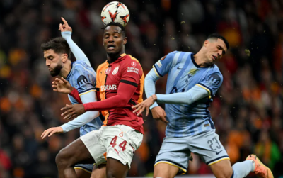 ގަލަތަސަރާއީއިން ސްޕާސް ބަލިކޮށްފި