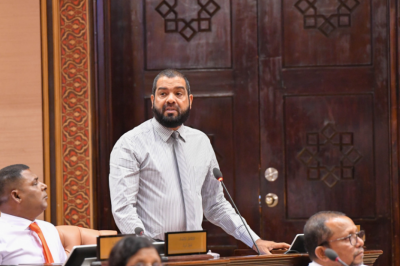 މަސްތުވާތަކެތީގެ މައްސަލަތައް ހައްލުކުރަން ފުލުހުންނަށް އެކަށީގެންވާ ބާރުތައް ދޭންޖެހޭ: ސައްތާރު