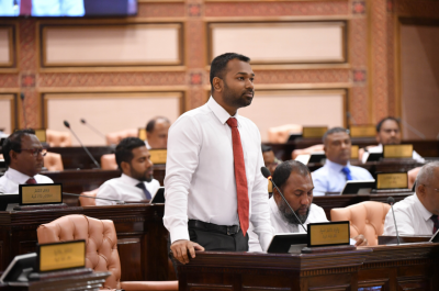 މީޑިއާ ބިލާ މެދު ކަންބޮޑުވުން ފާޅުކޮށް، މީކާއިލް ހުށަހެޅި ކުއްލި މައްސަލަ ބަލައިނުގަތް