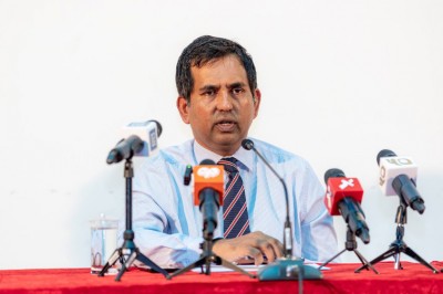 ކުރީ ސަރުކާރުން އޮތީ ޑޮލަރު މައްސަލަ ހައްލު ނުކުރެވޭ ގޮތަށް ހުރިހާ ދޮރެއް ބަންދުކޮށްފައި: ސައީދު
