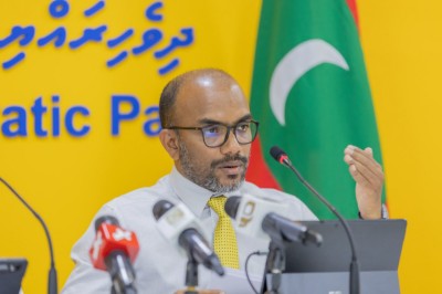 އިގުތިސާދީ ކާރިސާ އައީ މި ސަރުކާރުގެ އިސްރާފުގެ ސަބަބުން: އަމީރު