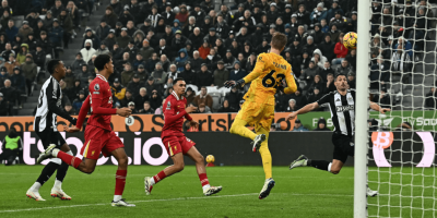 ނިއުކާސްލްއިން ލިވަޕޫލް އަތުން ޕޮއިންޓެއް ދަމައިގެންފި