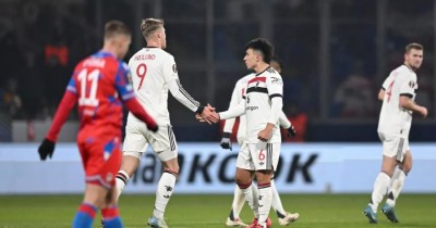 ޕްލެޒެންގެ އަތްދަށުނުވެ ޔުނައިޓެޑު މޮޅުވީ ކިރިޔާ