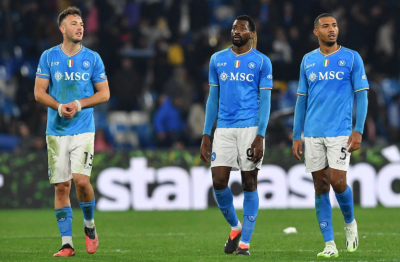 ނަޕޯލީން ޖެނޯއާ ބަލިކޮށް ތާވަލްގެ އެއްވަނައަށް