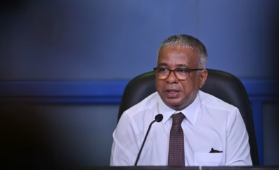 އަކްރަމް ކަމާލުއްދީން ހިމެނޭހެން އިތުރު 4 މީހެއްގެ ޕާސްޕާޓު ހިފަހައްޓައިފި