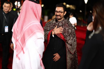 އާމިރުގެ ފިލްމު 'ސިތާރޭ ޒަމީން ޕަރު' އަންނަ އަހަރު ގެނެސްދޭން ނިންމައިފި