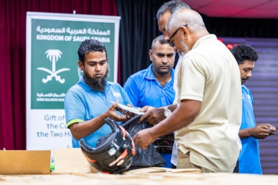 ސައުދީން ހަދިޔާކުރި ކަދުރު ބަހަން ފަށައިފި