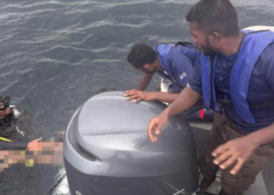 ސަފާރީން ކަނޑަށް ވެއްޓުނު މީހާ މަރުވެފައި އޮއްވައި ފެނިއްޖެ