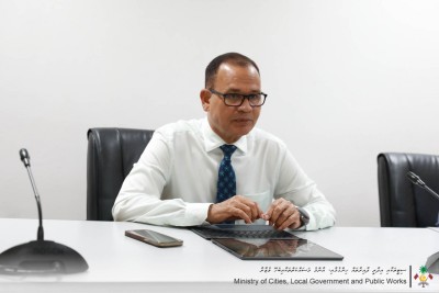 ރައީސްގެ ސިޔާސަތުގެ ދަށުން، ޕްރޮޕޯސަލް ހުށަހެޅި ތިން ކައުންސިލަކަށް ފަޅުރަށް ދެނީ